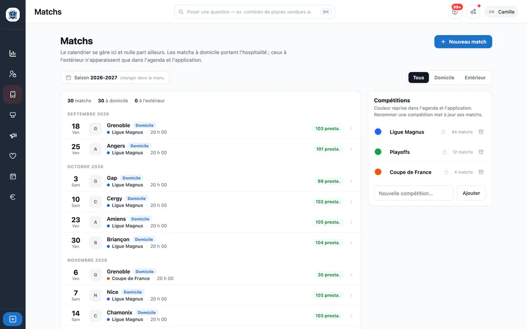 Écran de STRAW web (Démoniak Hockey (mode démo)) : Paramètres — Matchs. Calendrier 2026-2027 (30 matchs, domicile/extérieur, compétition, heure, nombre de prestations) et gestion des compétitions par couleur.